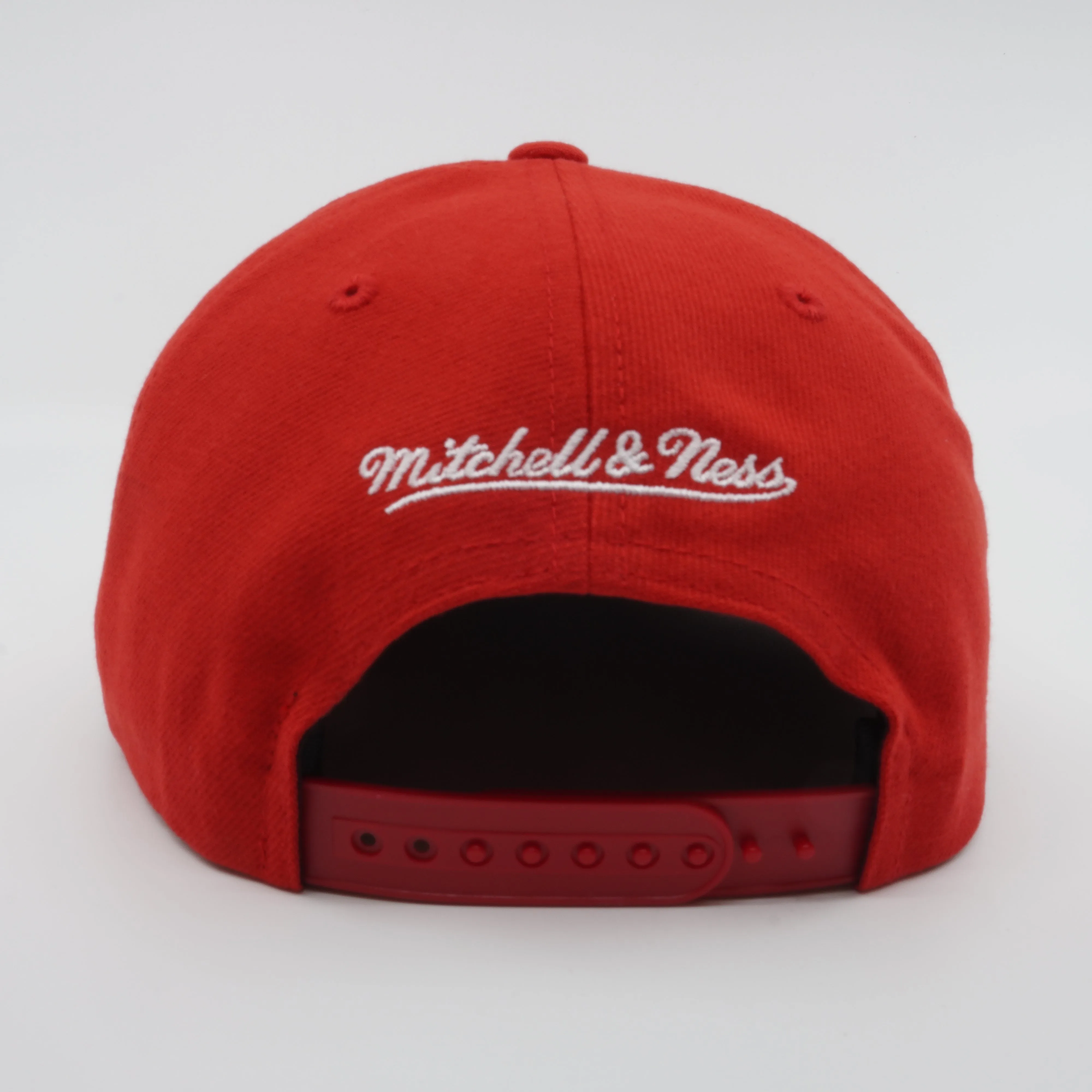 Men's Mitchell & Ness MLB Back To Basics Snapback Braves - Red sold by Zulily product image thumbnail 4