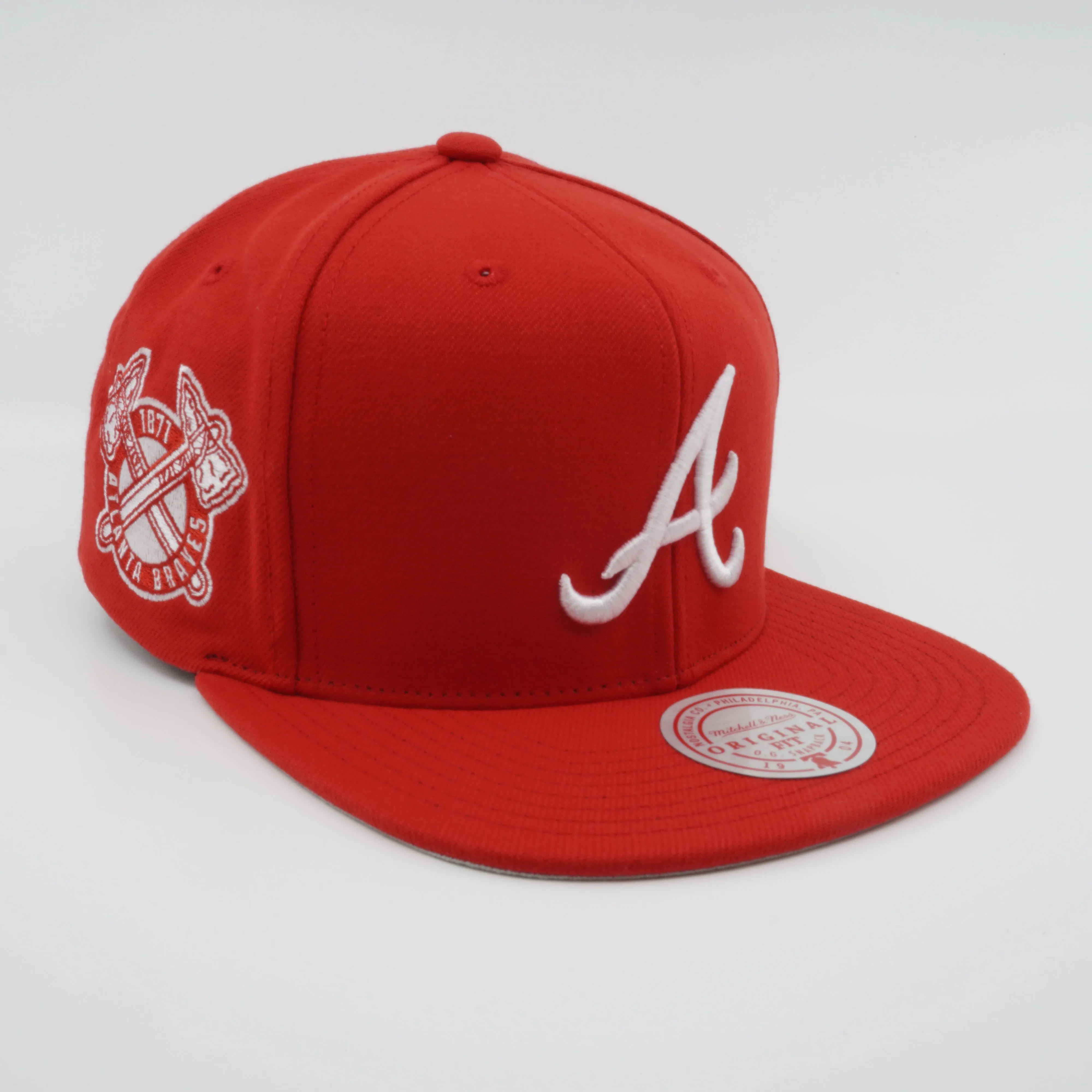 Men's Mitchell & Ness MLB Back To Basics Snapback Braves - Red sold by Zulily product image thumbnail 3