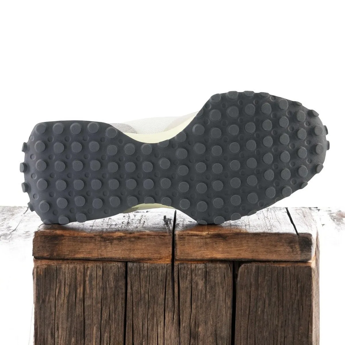 Men's New Balance U327Wv1 sold by Zulily product image thumbnail 4