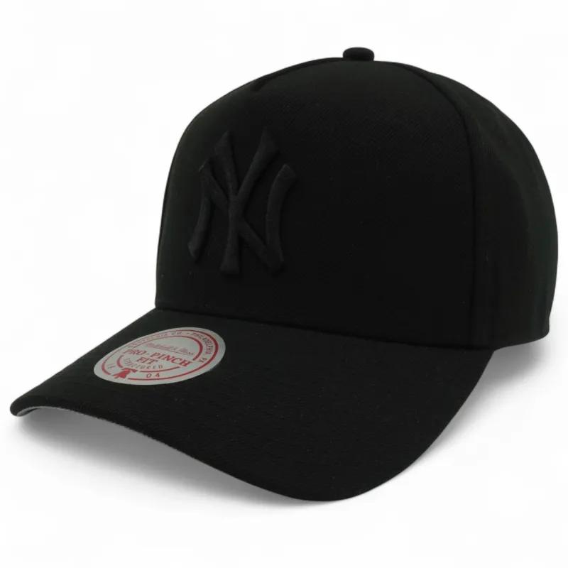 Men's Mitchell & Ness MLB Raised Up Pro Pinch Snapback Yankees - Black sold by Zulily