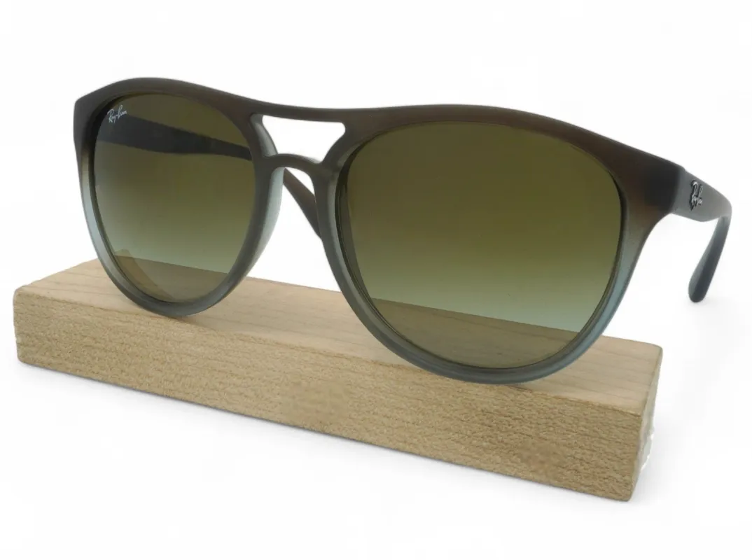 Unisex Ray Ban Brad Sunglasses made by Ray-Ban