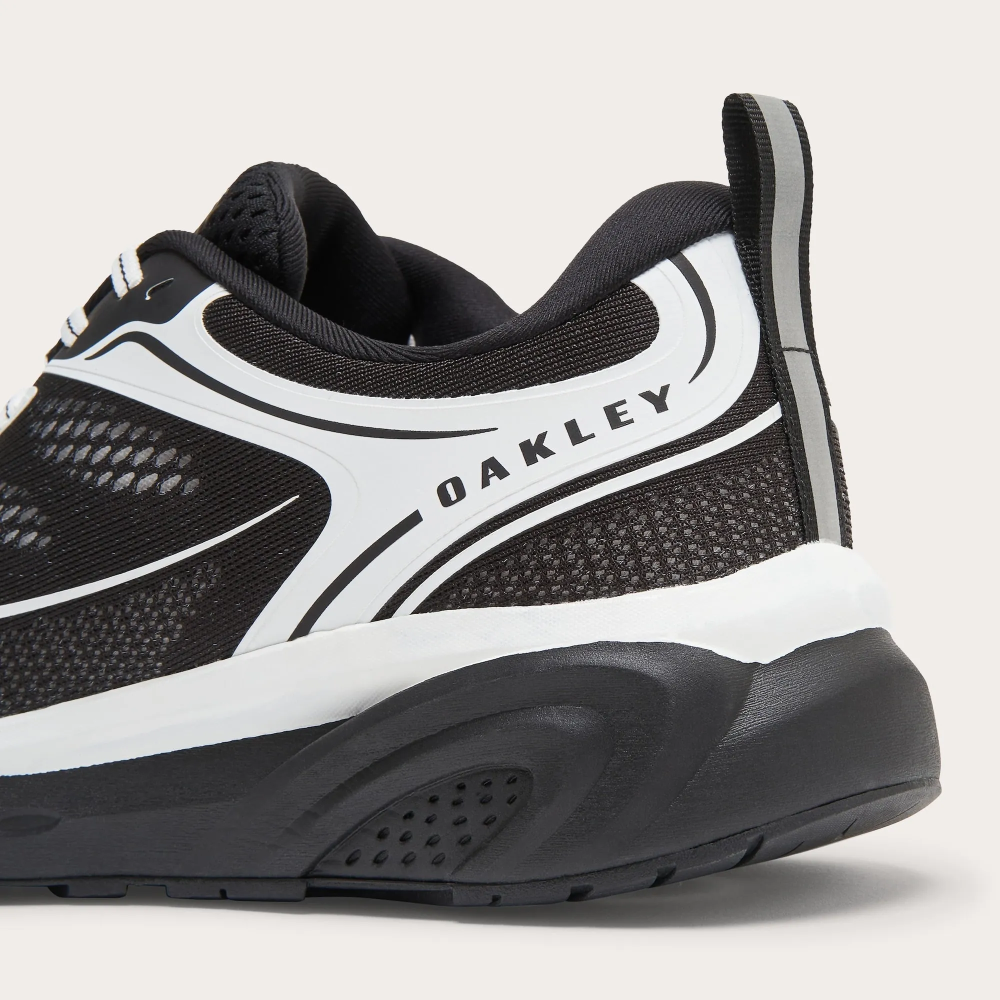 Men's Oakley Spur Os - Black/White sold by Zulily product image thumbnail 4