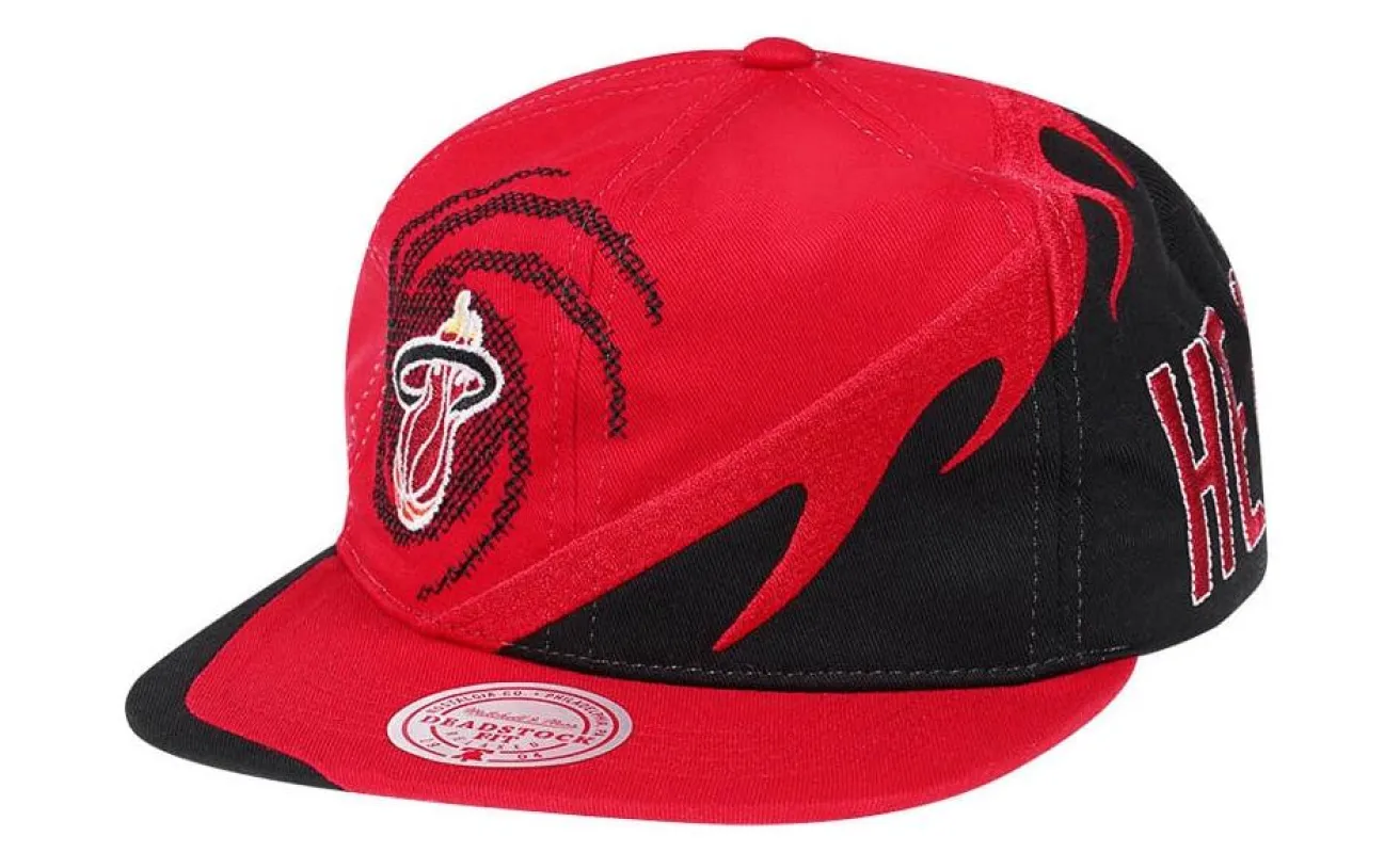 Men's Mitchell & Ness NBA Spiral Deadstock Snapback Hwc Heat - Red sold by Zulily