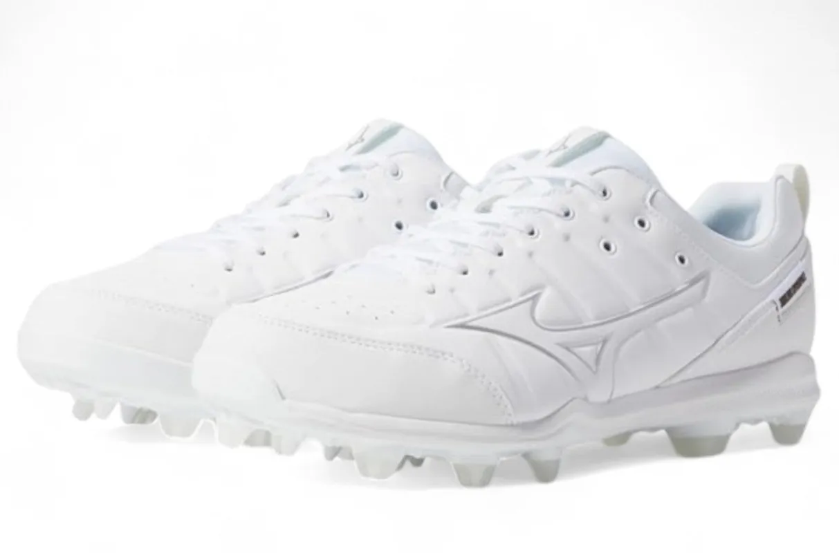 Men's Mizuno Ambition 2 Tpu Low Molded Baseball Cleat (No Lid) sold by Zulily