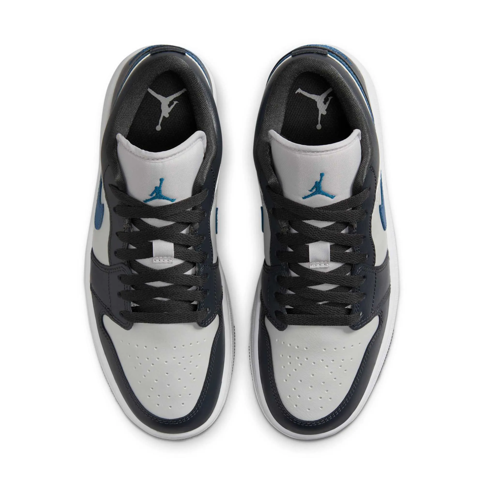 Women's Air Jordan Retro 1 Low sold by Zulily product image thumbnail 5
