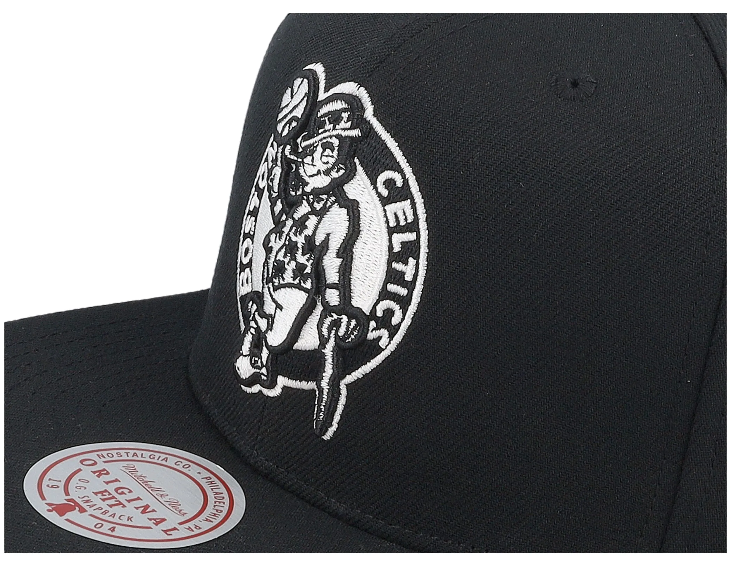 Men's Mitchell & Ness NBA Evergreen Black White Snapback Celtics sold by Zulily product image thumbnail 4