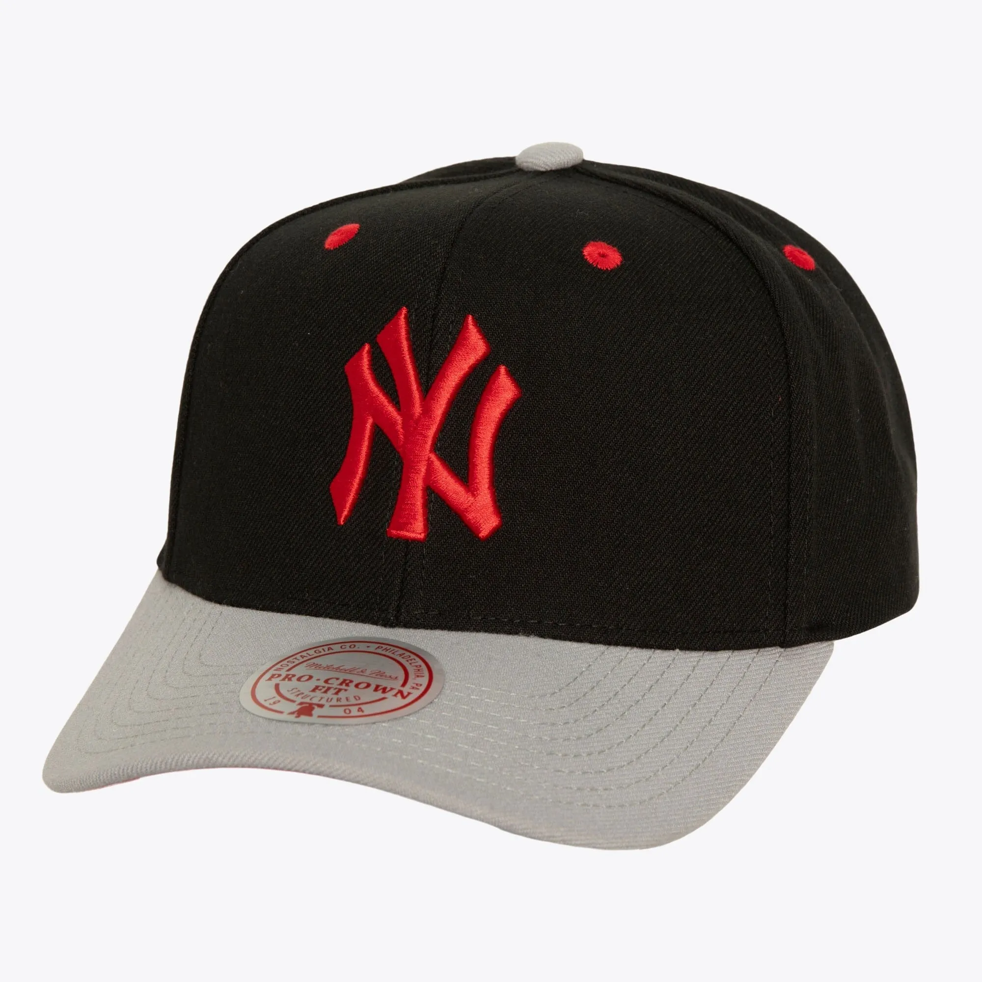 Men's Mitchell & Ness MLB Bred Pro Snapback Yankees sold by Zulily
