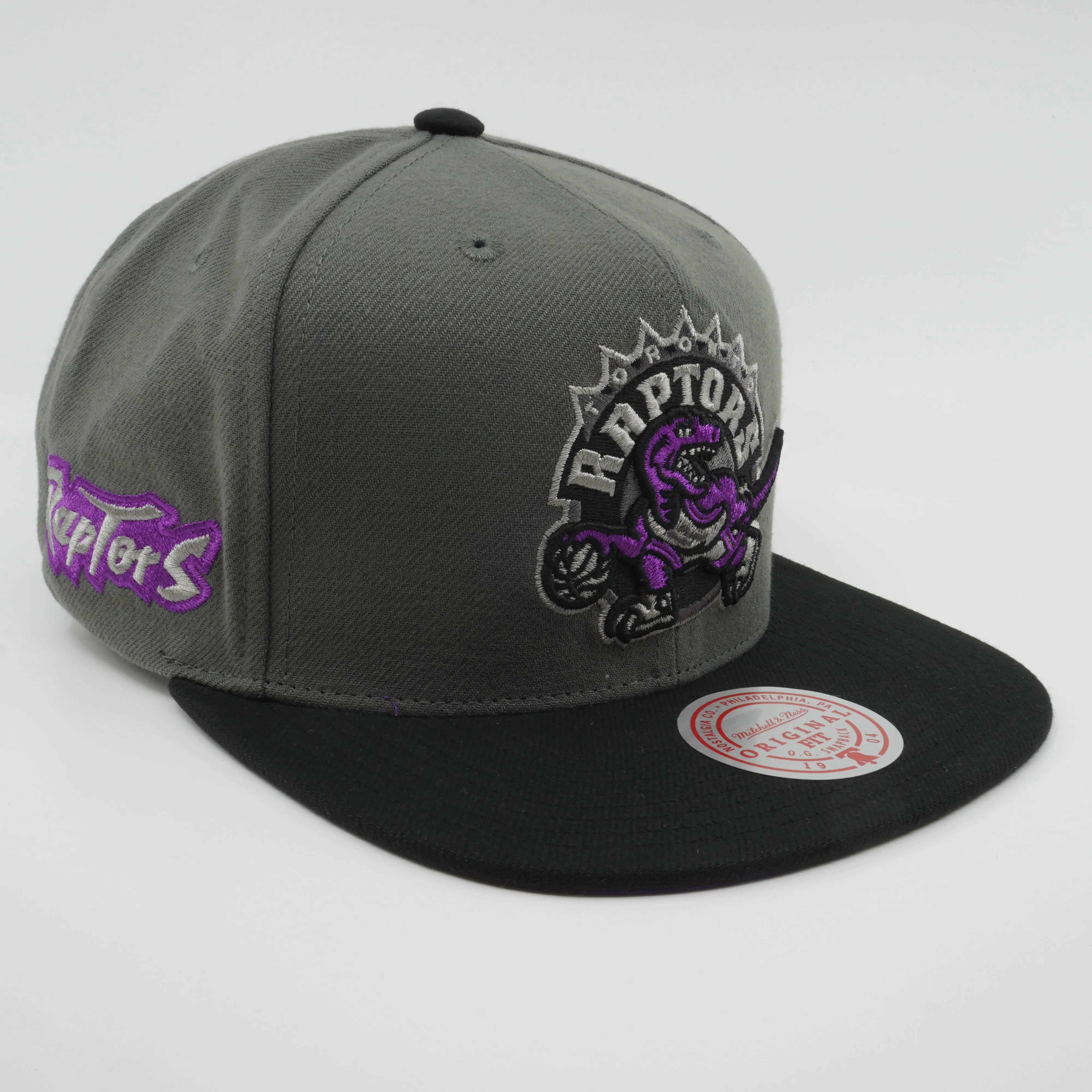 Men's Mitchell & Ness NBA Storm Front Snapback Hwc Raptors - Grey sold by Zulily product image thumbnail 3