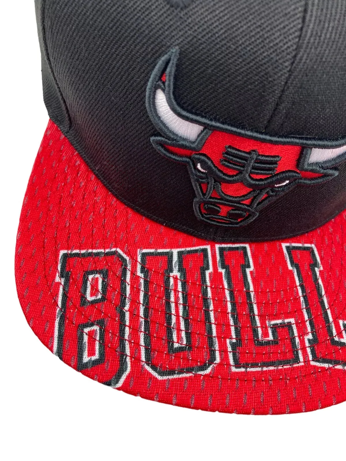Men's Mitchell & Ness NBA Snapshot Snapback Bulls - Black-Red sold by Zulily product image thumbnail 2