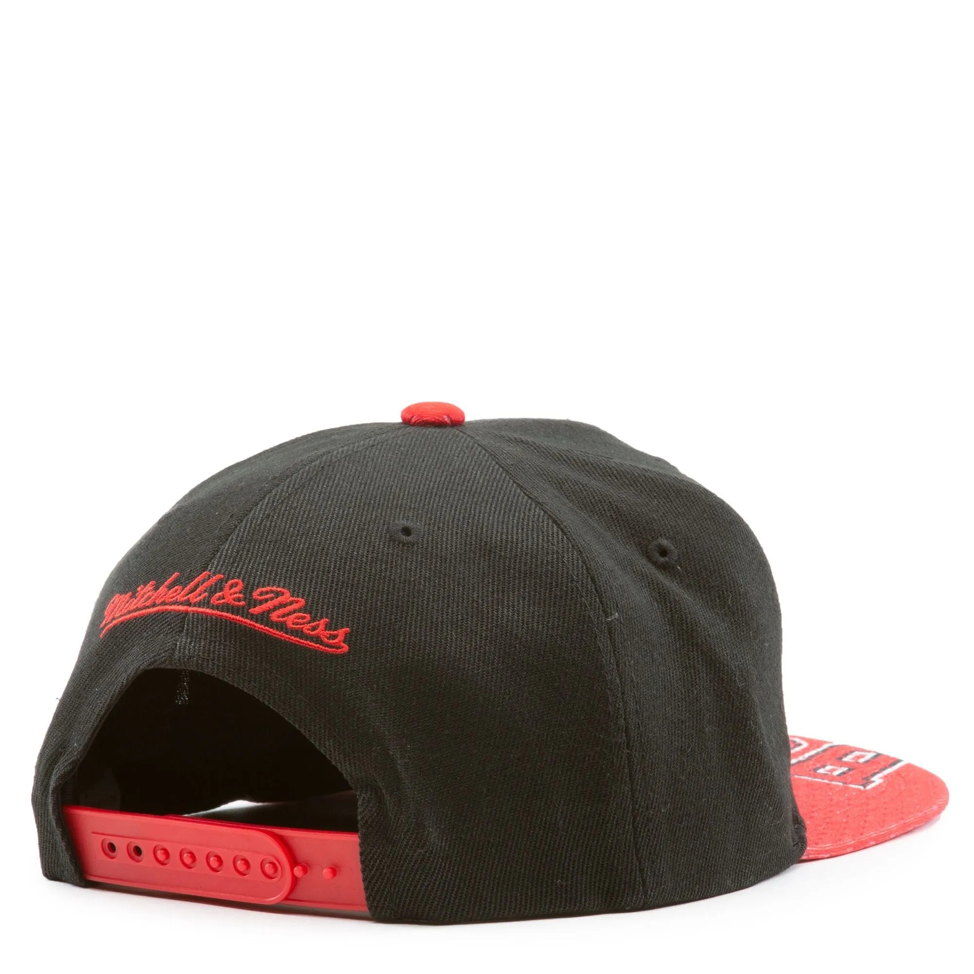 Men's Mitchell & Ness NBA Snapshot Snapback Bulls - Black-Red sold by Zulily product image thumbnail 3