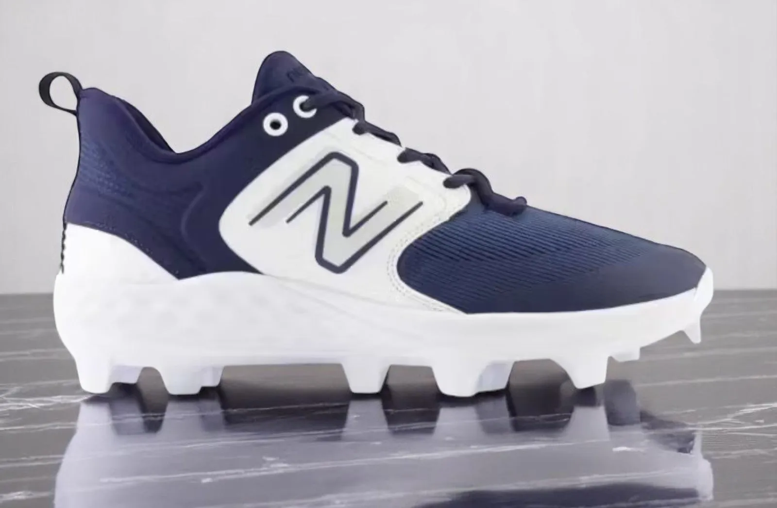 Men's New Balance Fresh Foam 3000V6 Molded 'Navy White' sold by Zulily