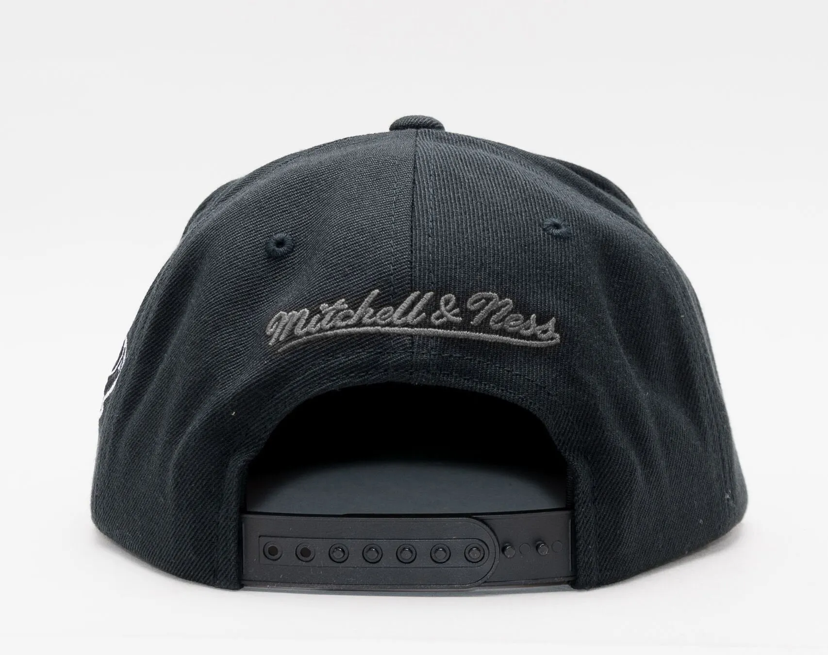 Men's Mitchell & Ness NBA Script Bulls sold by Zulily product image thumbnail 2