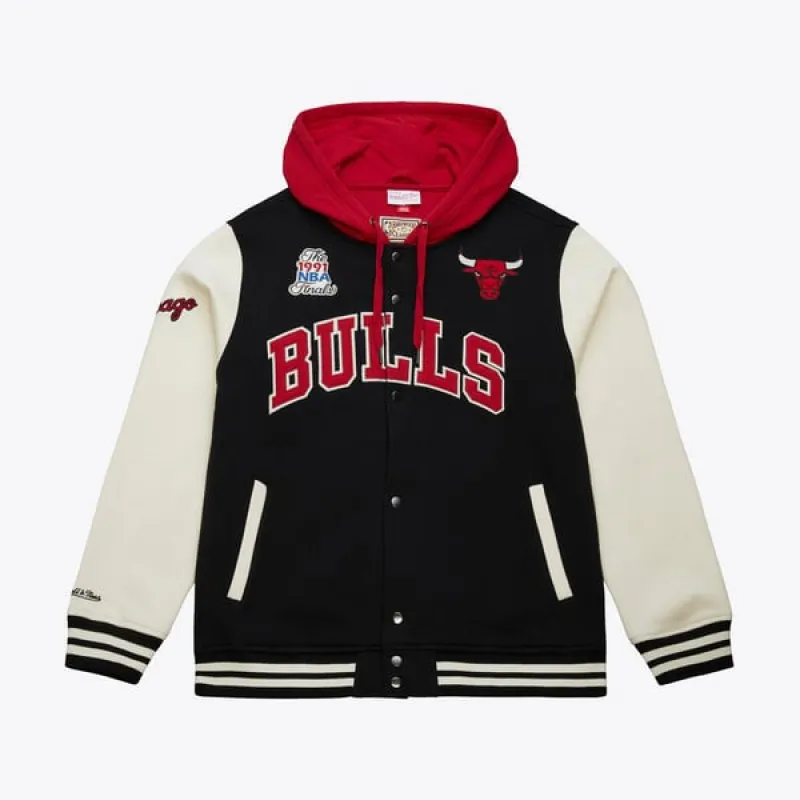Men's Mitchell & Ness Courtside Fleece Button Front Bulls sold by Zulily