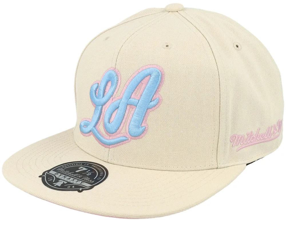 Men's Mitchell & Ness NBA Cake Pop Fitted Hwc Lakers - Off White made by Mitchell & Ness