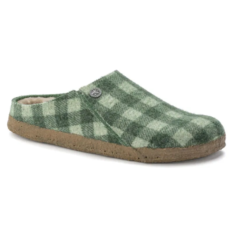 Birkenstock Unisex Zermatt Rivet Split Felt Fur Beryl made by Birkenstock