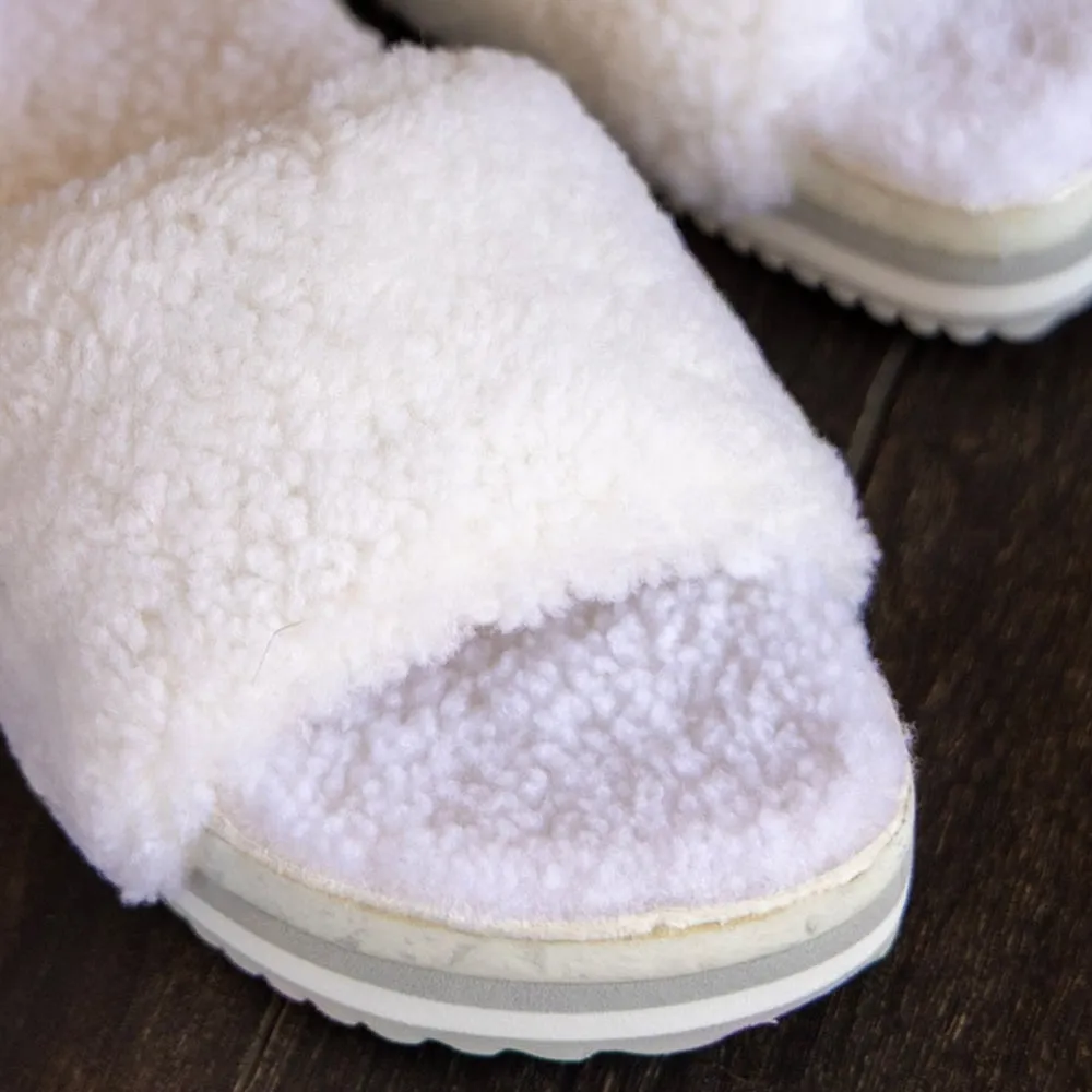 Fleks Unisex The Cito Slide - Iceberg sold by Zulily product image thumbnail 4