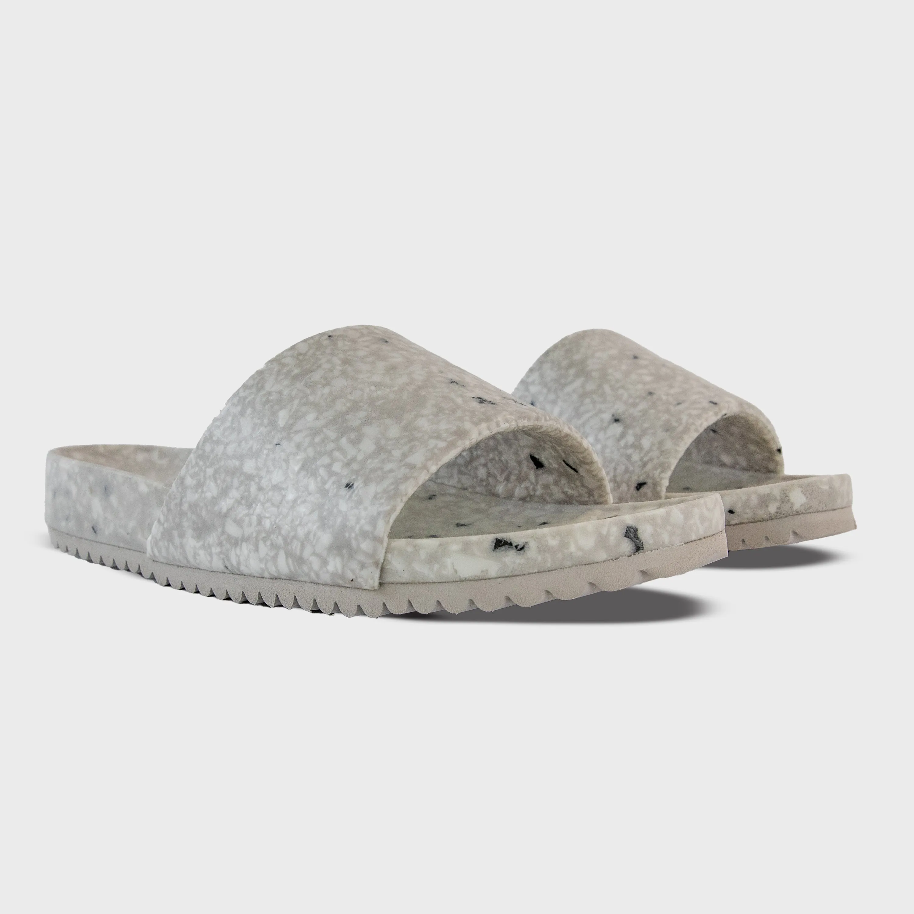 Fleks Unisex East Beach Slide - Cloudy Day sold by Zulily