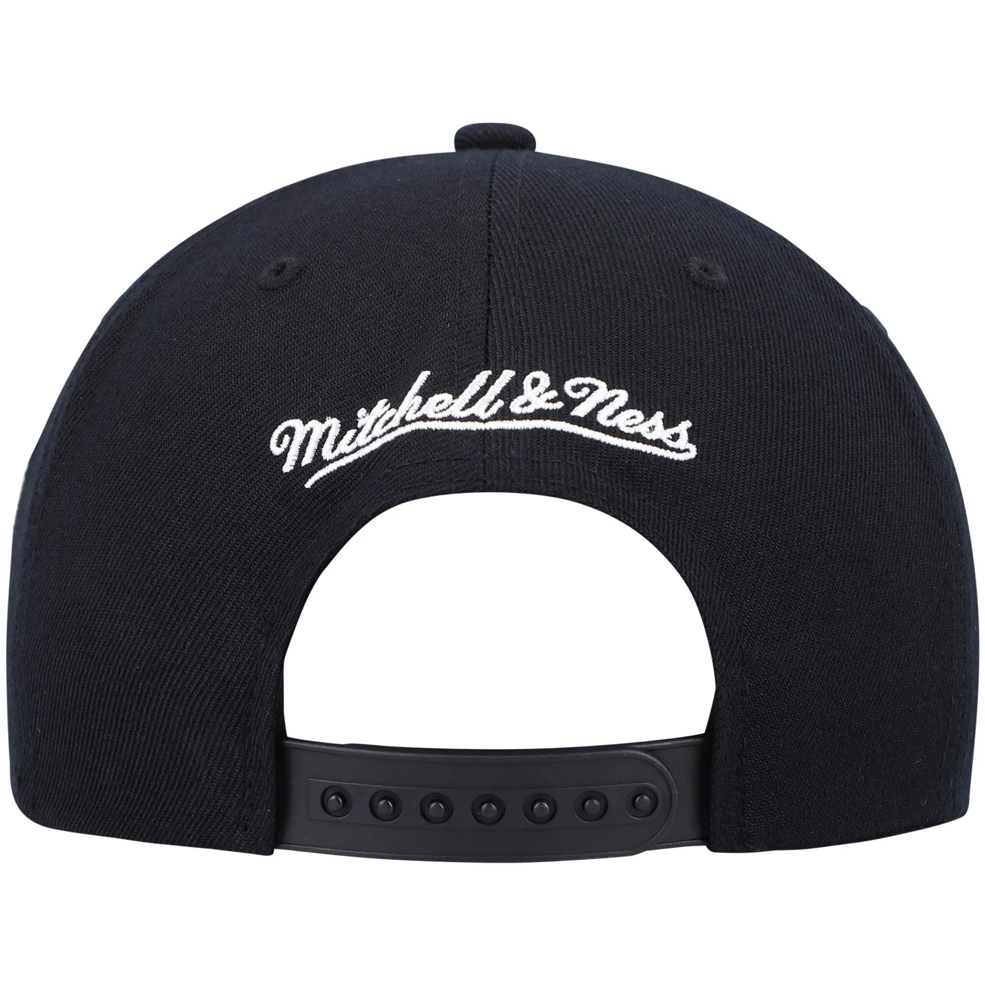 Mitchell & Ness Men's NBA Team Script 2.0 Snapback Bucks sold by Zulily product image thumbnail 4