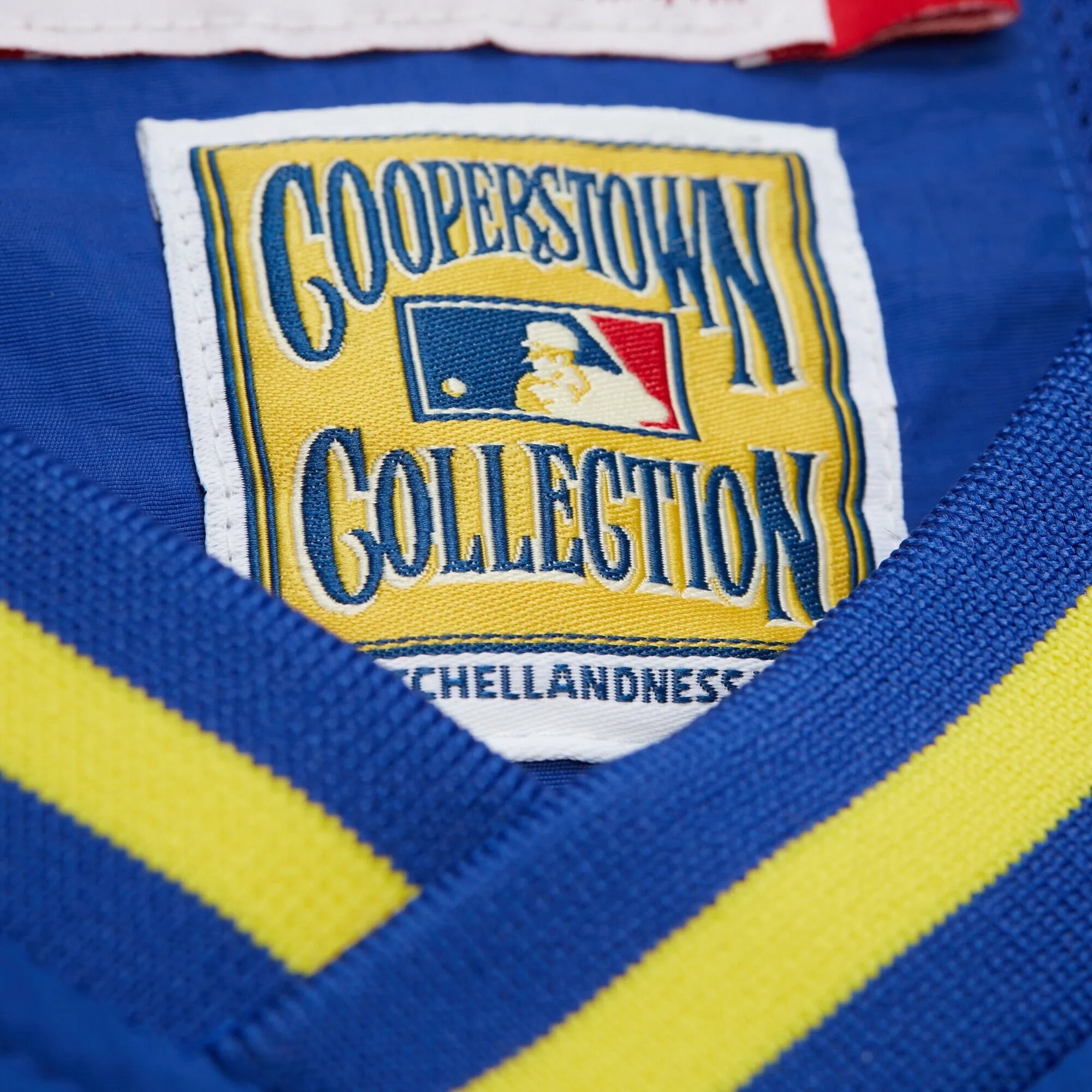 Mitchell & Ness Men's MLB Nylon Pullover Jacket Vintage Logo Mariners Pullovers sold by Zulily product image thumbnail 4