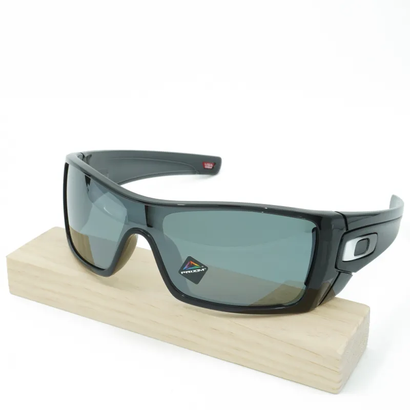 Oakley Men's Batwolf Sunglasses made by Oakley