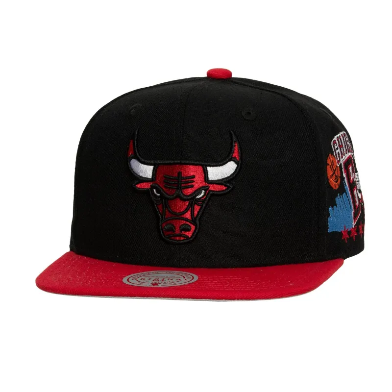 Mitchell & Ness Men's NBA Chicago Bulls Patch Overload Snapback Bulls made by Mitchell & Ness