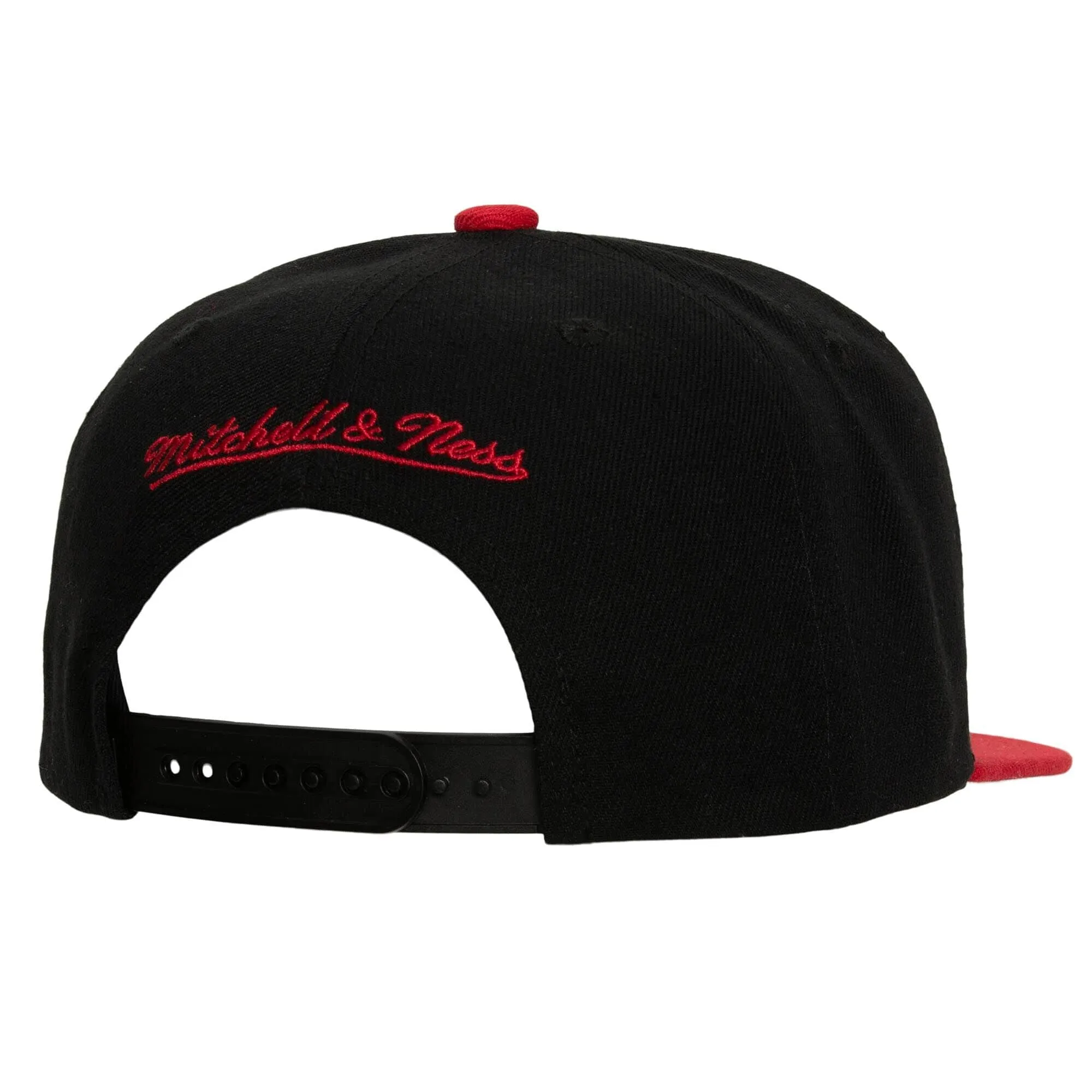 Mitchell & Ness Men's NBA Chicago Bulls Patch Overload Snapback Bulls sold by Zulily product image thumbnail 2
