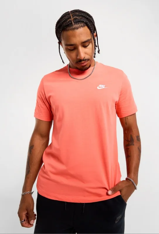Nike Men's Sportswear Club T-Shirt T-Shirts made by Nike