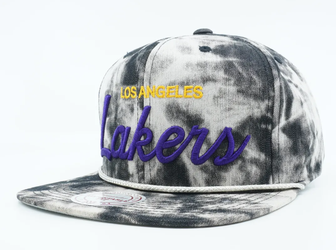 Mitchell & Ness Men's NBA La Lakers Special Script Snapback made by Mitchell & Ness
