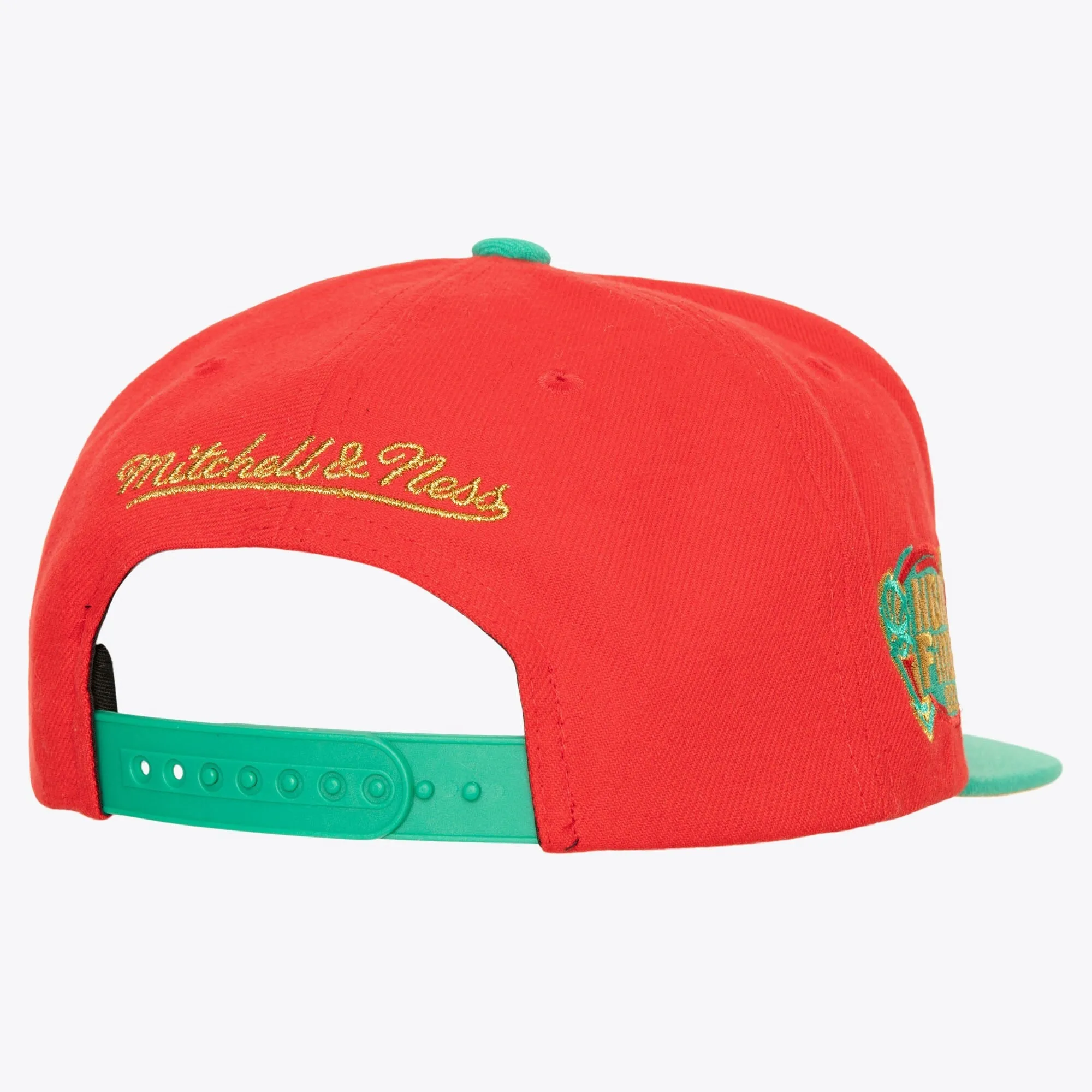 Mitchell & Ness Men's NBA Mistletoe Snapback Bulls Snapback Caps sold by Zulily product image thumbnail 2