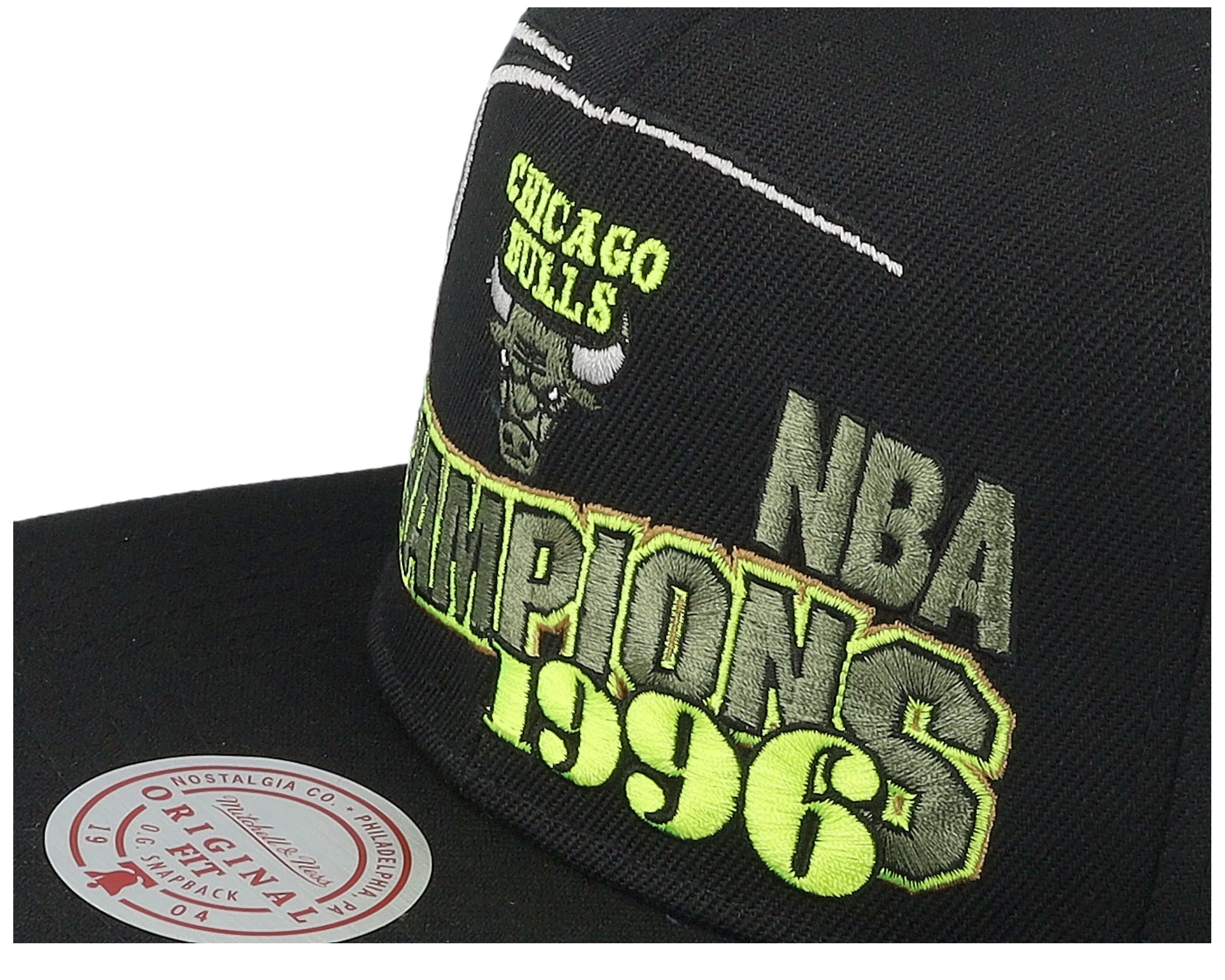 Mitchell & Ness Men's NBA 96 Champ Flipside Snapback Hwc Bulls Snapback Caps sold by Zulily product image thumbnail 3