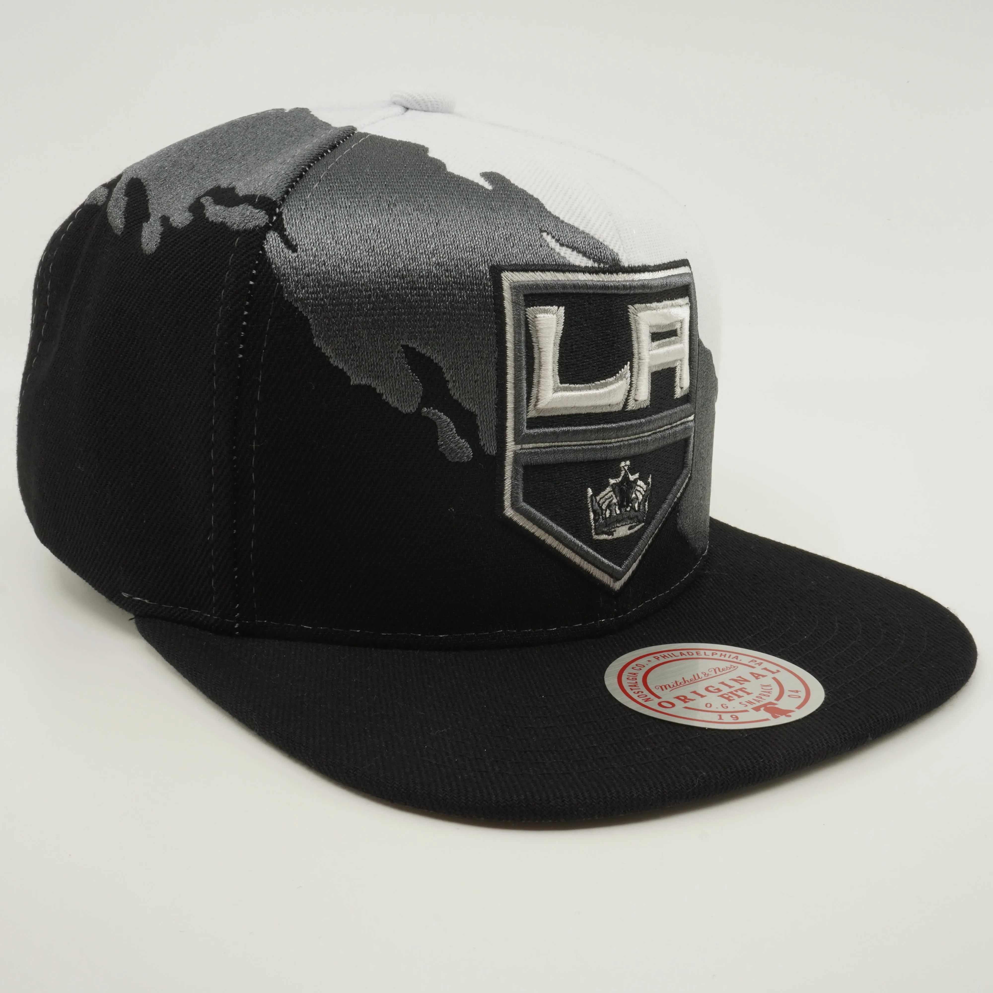Mitchell & Ness Men's NHL Paintbrush Snapback Kings Snapback Caps sold by Zulily product image thumbnail 3