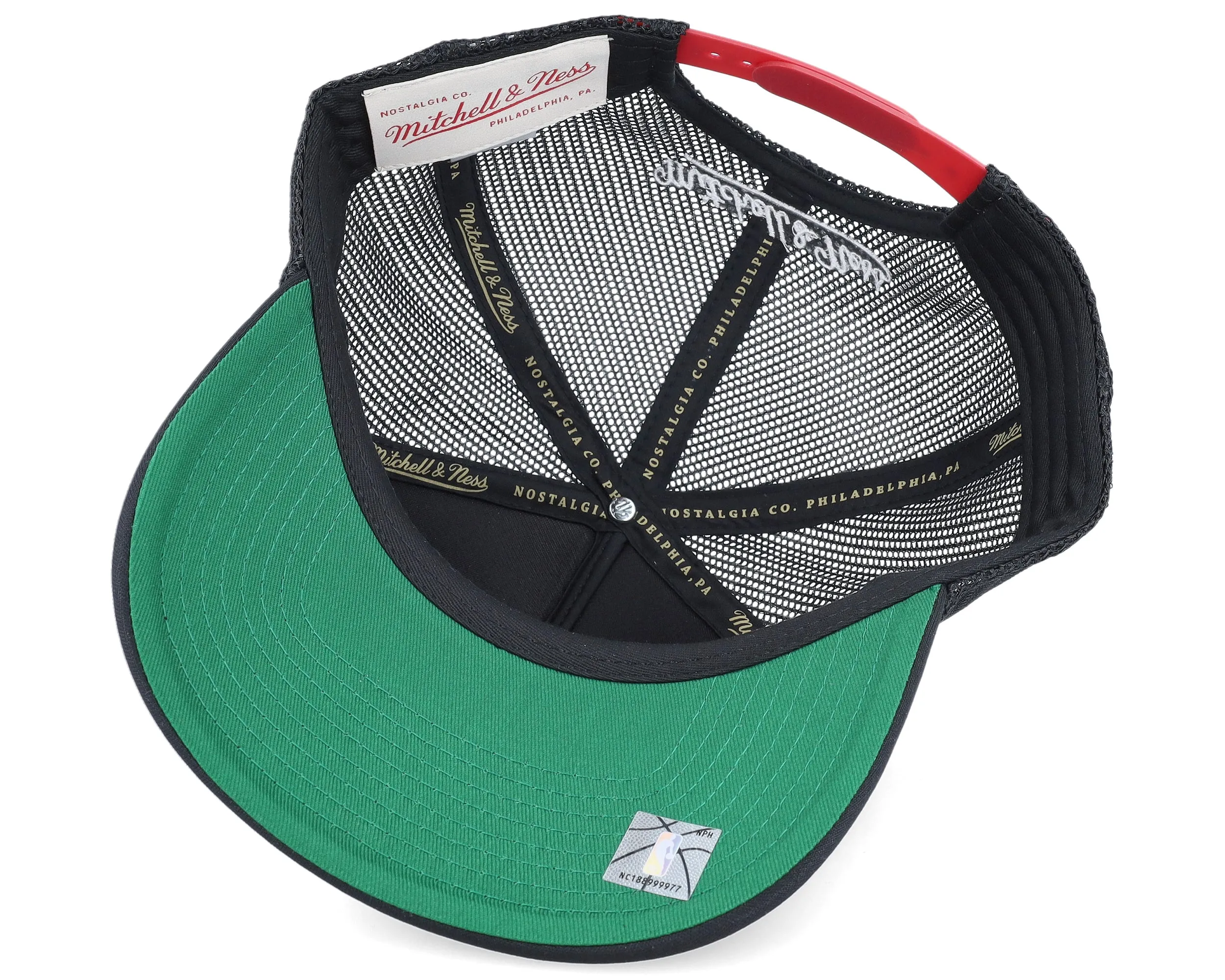 Mitchell & Ness Men's NBA Speedway Trucker Hwc Bulls Hats sold by Zulily product image thumbnail 4