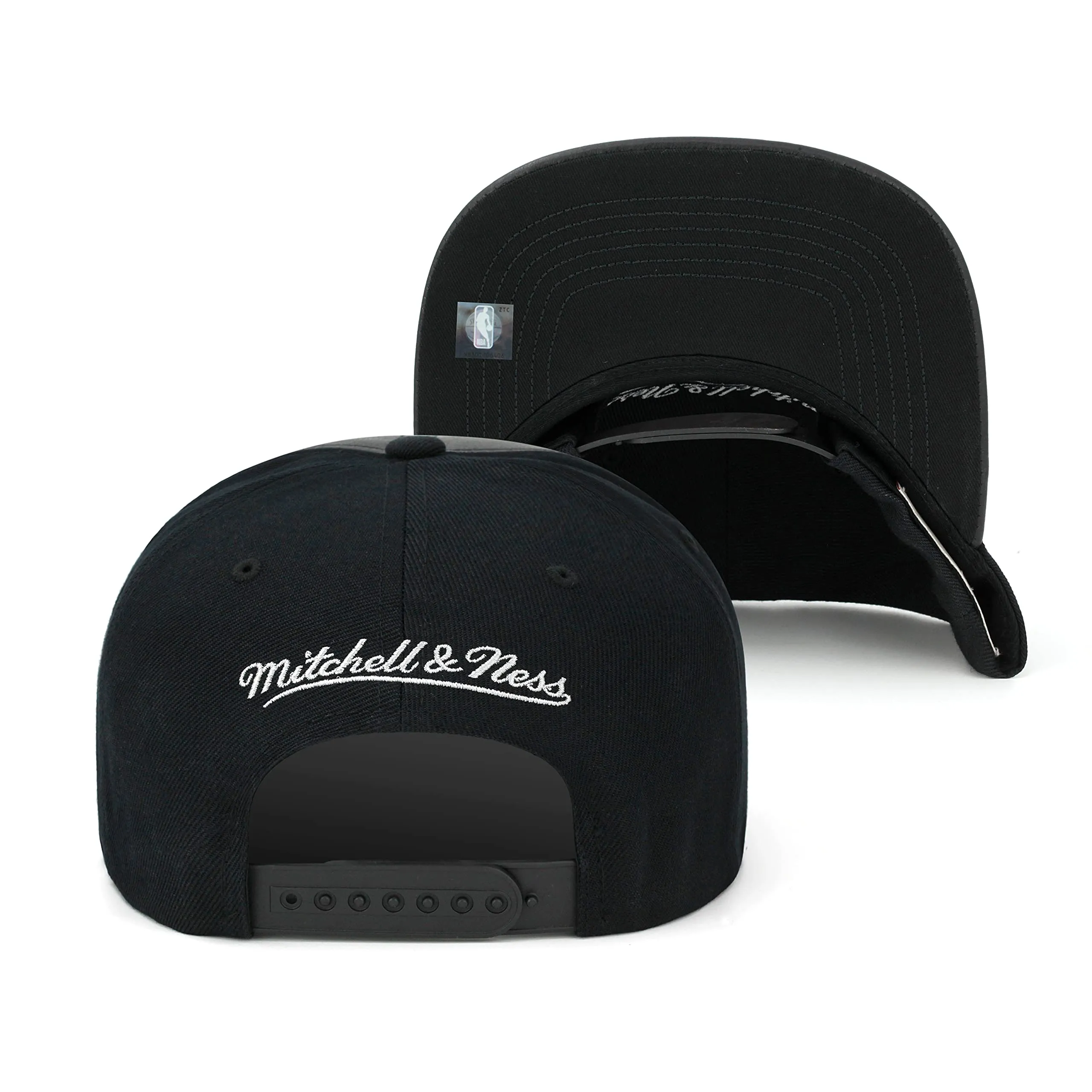 Mitchell & Ness Men's NBA Chicago Bulls Day One Snapback sold by Zulily product image thumbnail 2