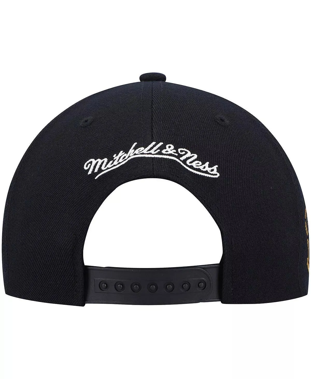 Mitchell & Ness Men's NBA Chicago Bulls Top Spot Snapback Snapback Caps sold by Zulily product image thumbnail 4