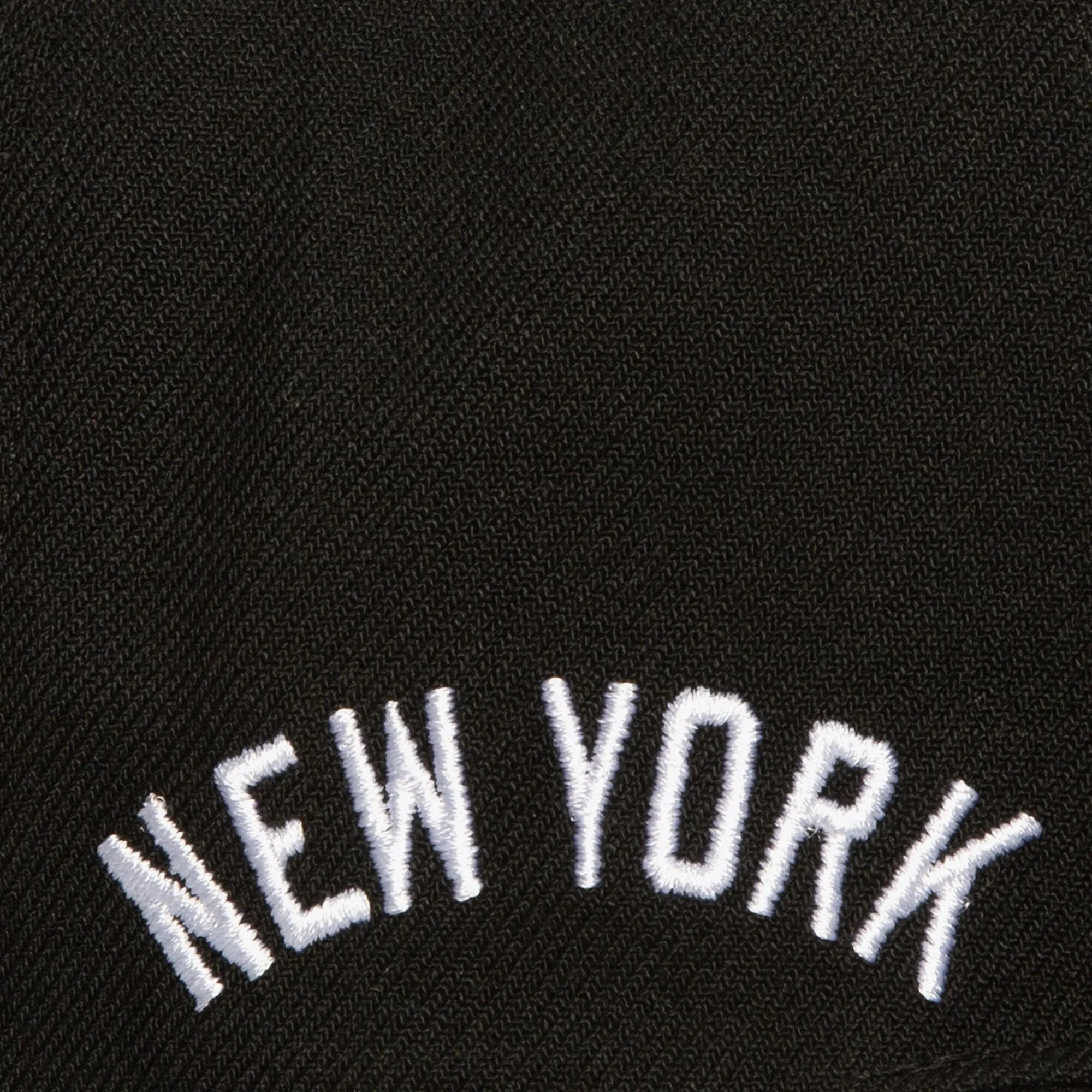 Mitchell & Ness Men's MLB Evergreen Black White Snapback Yankees Snapback Caps sold by Zulily product image thumbnail 3