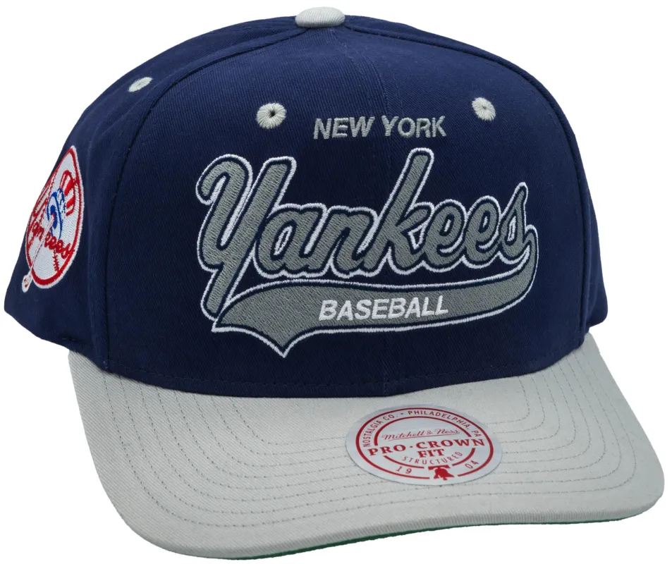 Mitchell & Ness Men's MLB Tail Sweep 2.0 Pro Snapback Yankees Snapback Caps made by Mitchell & Ness