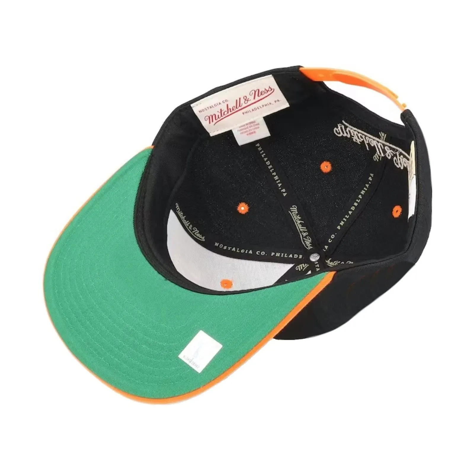 Mitchell & Ness Men's NBA Toronto Raptors Shattered Snapback Hats sold by Zulily product image thumbnail 4