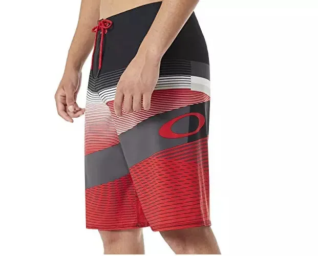 Oakley Men's Red Line Shorts Gnarly Wave sold by Zulily product image thumbnail 4
