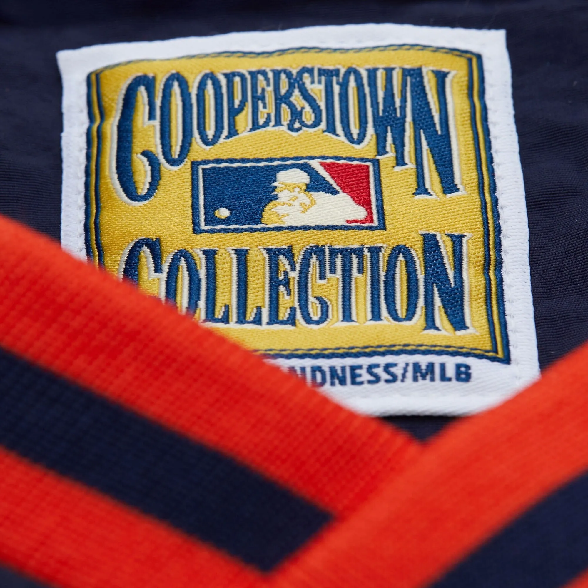 Mitchell & Ness Men's MLB Nylon Pullover Jacket Vintage Logo Padres Pullovers sold by Zulily product image thumbnail 4