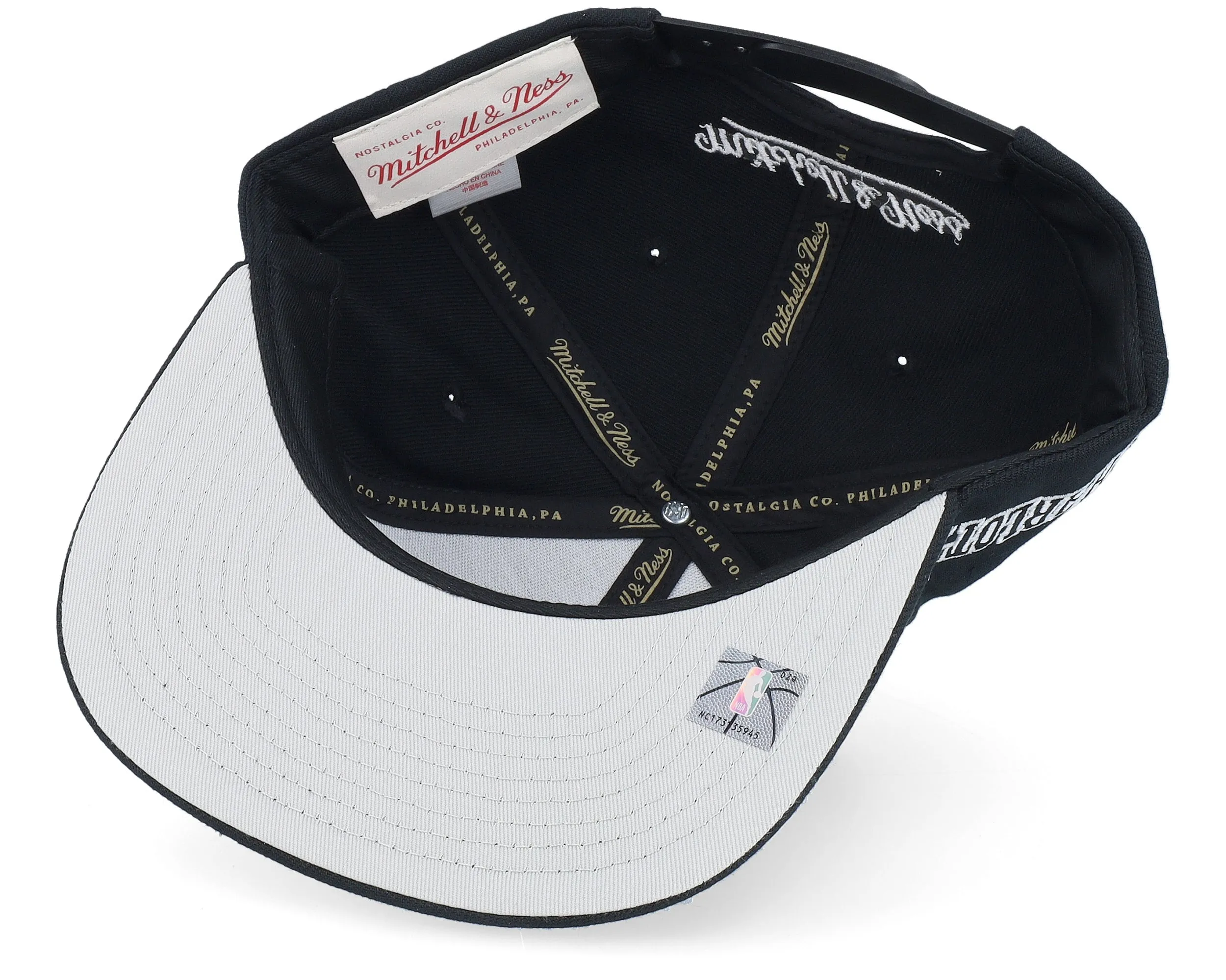 Mitchell & Ness Men's NBA Evergreen Black White Snapback Hwc Hornets Snapback Caps sold by Zulily product image thumbnail 3