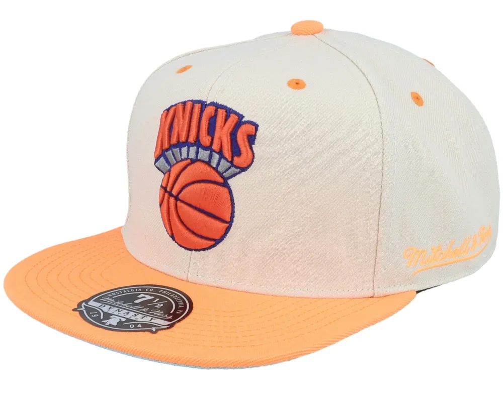 Mitchell & Ness Men's NBA Hop On Fitted NBA Knicks Fitted Caps made by Mitchell & Ness