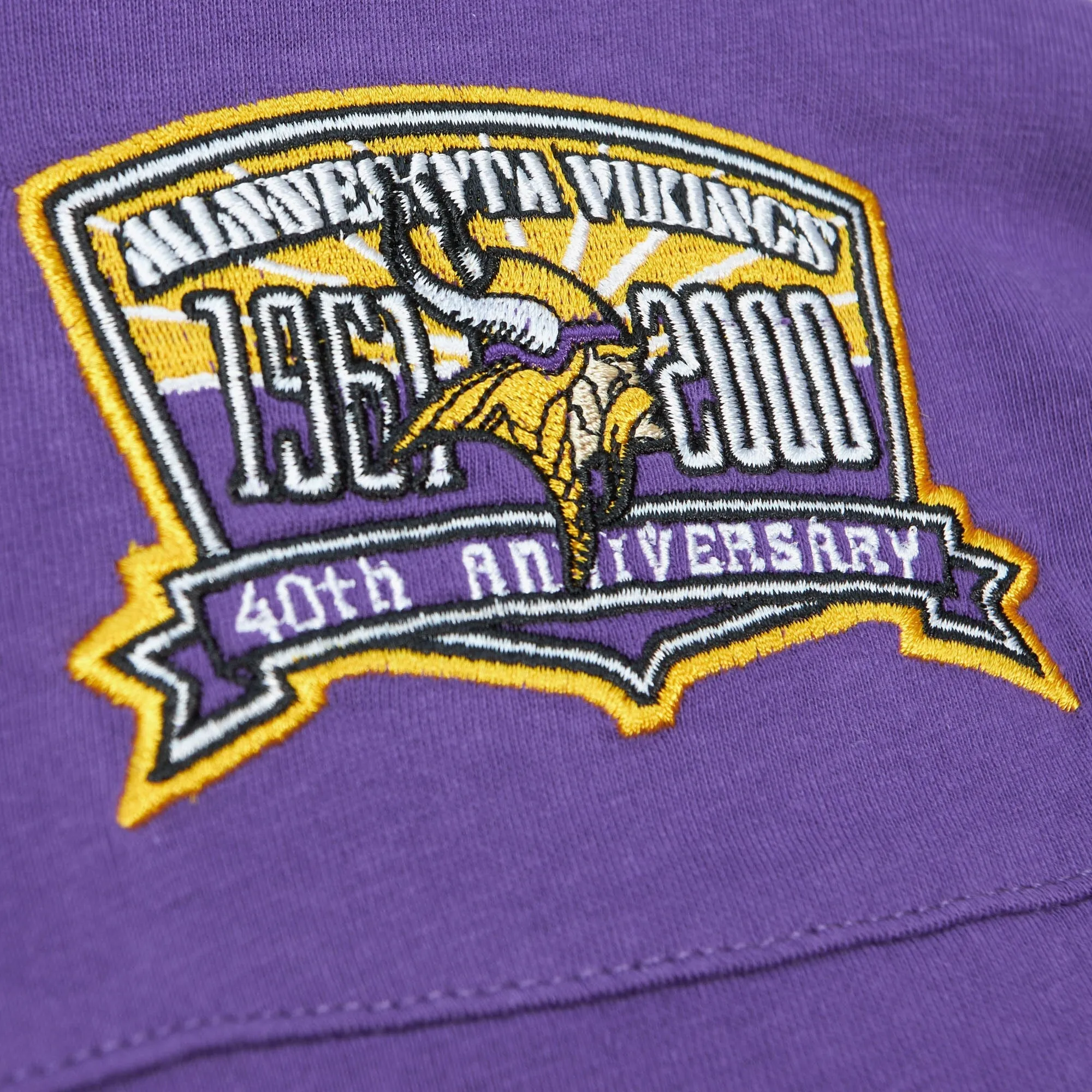 Mitchell & Ness Men's NFL N&N Ls Tee Vikings 2000 Randy Moss Long Sleeve Shirts sold by Zulily product image thumbnail 4