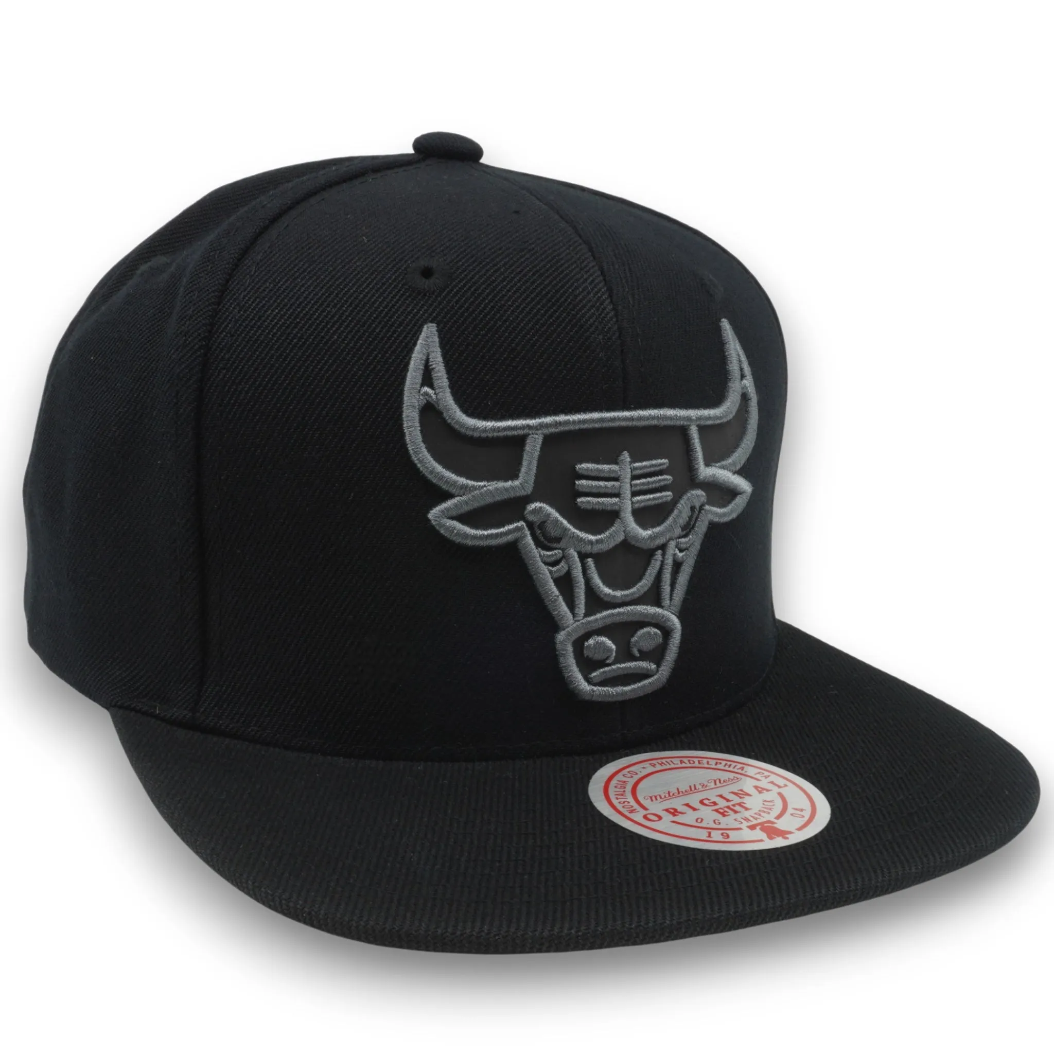 Mitchell & Ness Men's NBA Blackout Reflective Snapback Bulls sold by Zulily product image thumbnail 3