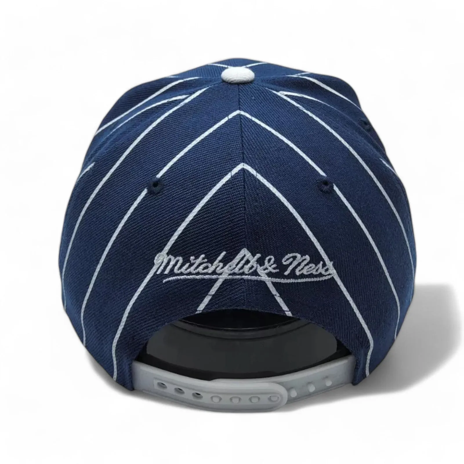 Mitchell & Ness Men's NHL Team Pin Snapback Lightning Snapback Caps sold by Zulily product image thumbnail 4