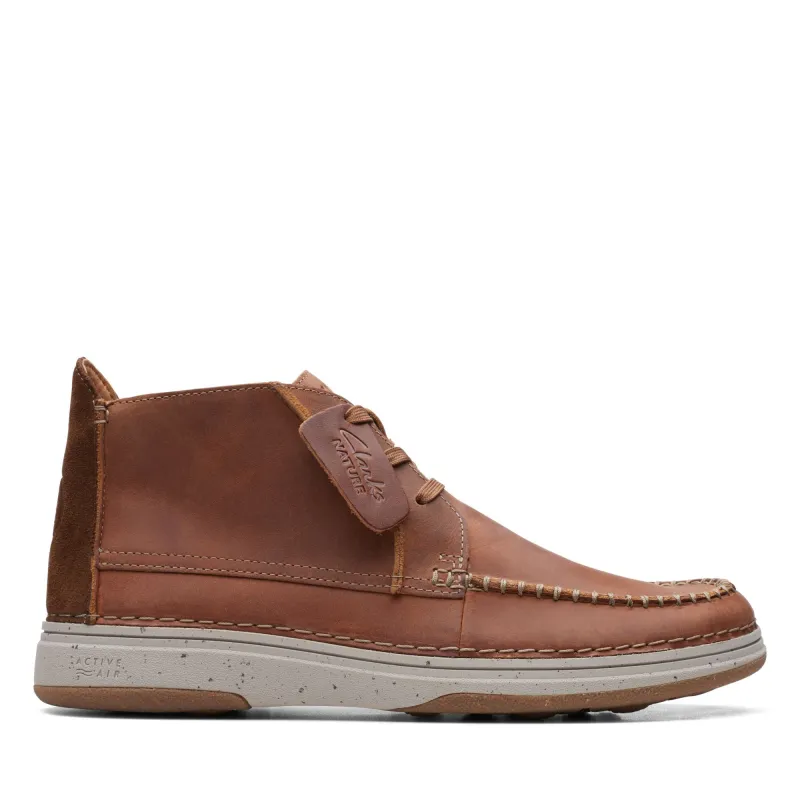 Clarks Men's Nature 5 Mid made by Clarks