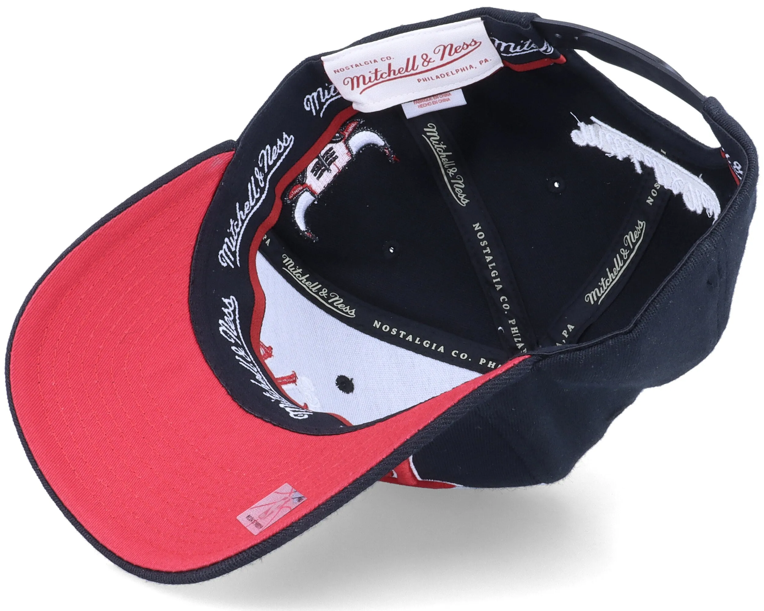 Mitchell & Ness Men's NBA Team Script 2.0 Stretch Snapback Bulls Snapback Caps sold by Zulily product image thumbnail 4