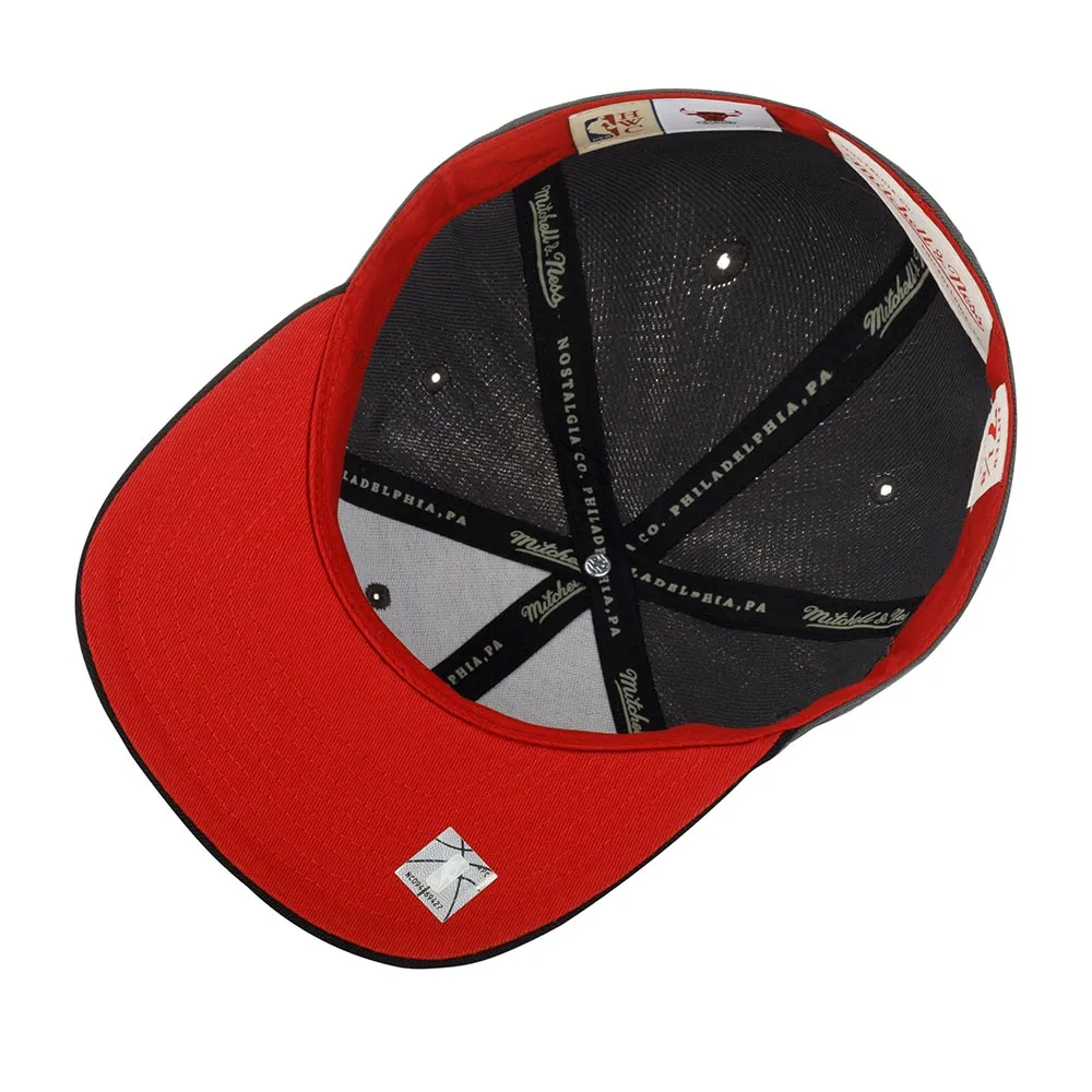Mitchell & Ness Men's NBA Born And Bred Fitted Hwc Bulls Fitted Caps sold by Zulily product image thumbnail 4