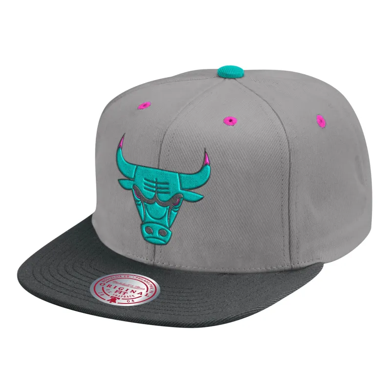 Mitchell & Ness Men's NBA Chicago Bulls Wolf Mags Snapback Snapback Caps made by Mitchell & Ness