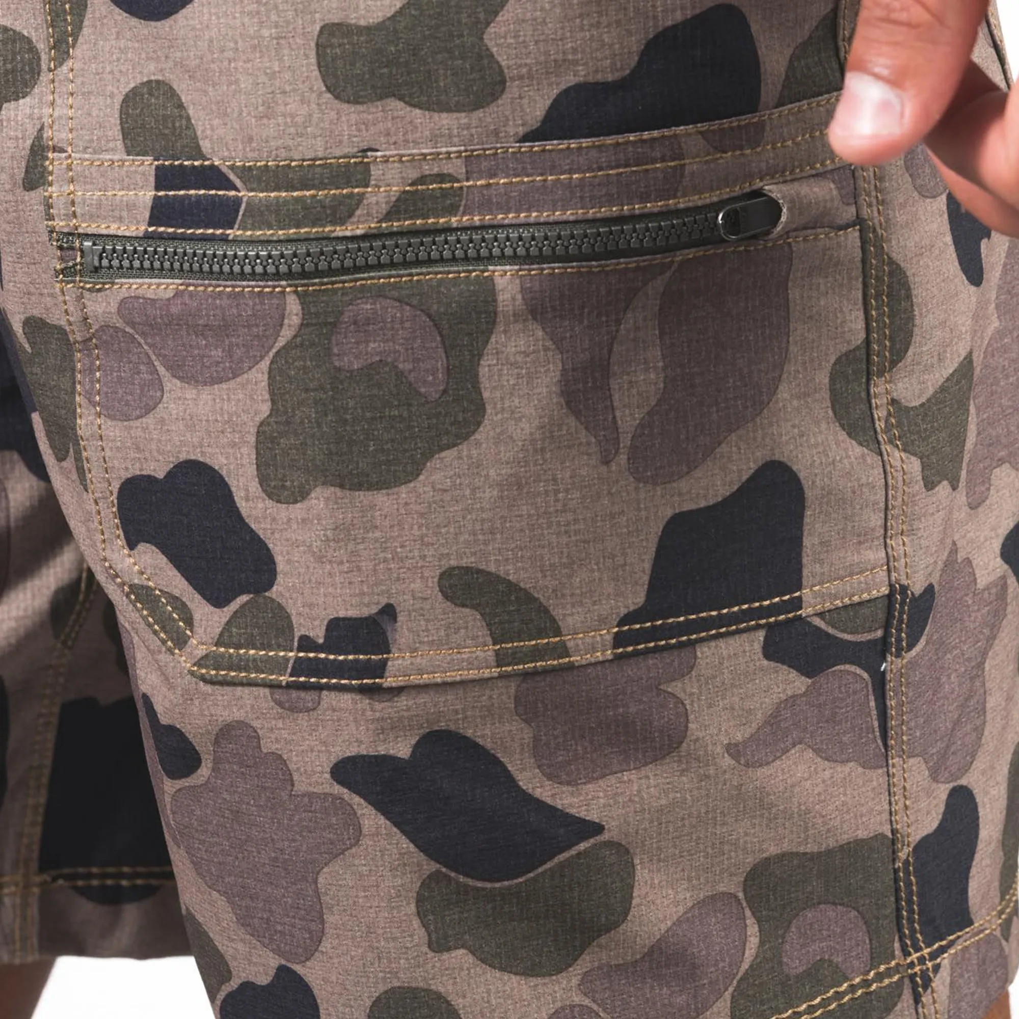 Hurley Men's Carhartt Camo Work Short 19" sold by Zulily product image thumbnail 5