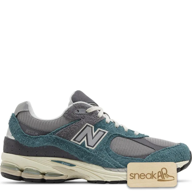 New Balance Men's 2002R 'New Spruce Magnet' Sneakers sold by Zulily